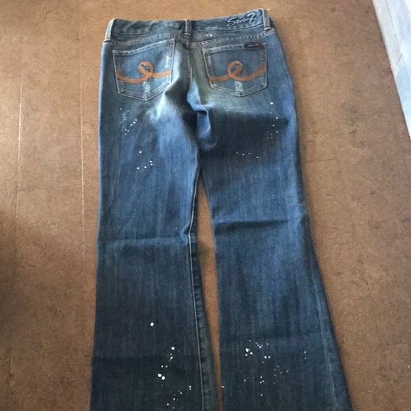 Jeans - Picture 3 of 3